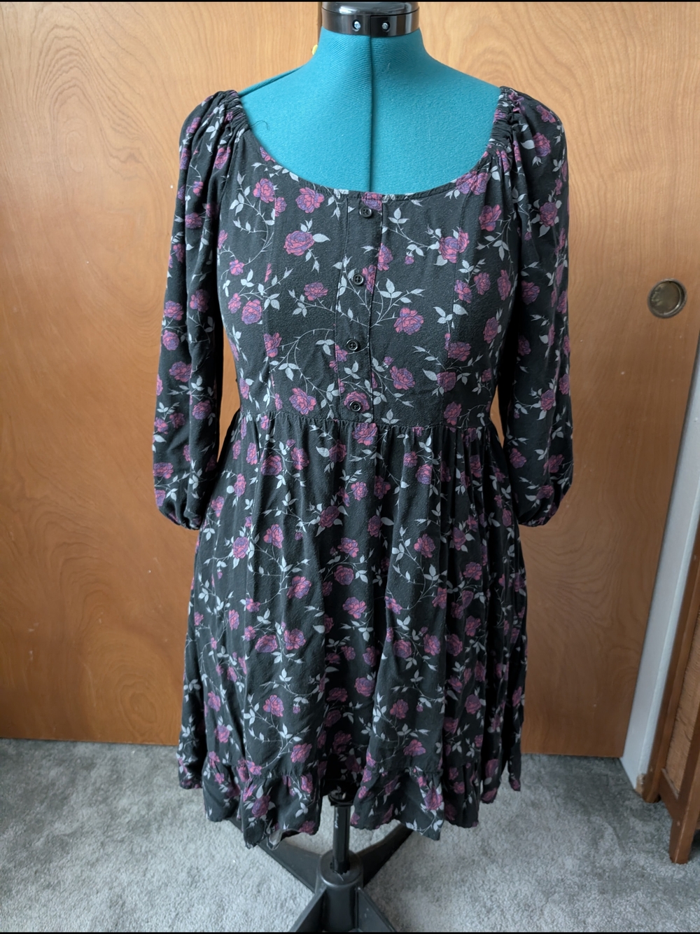 OTTO Black Floral Long-Sleeve Scoop Neck Dress
